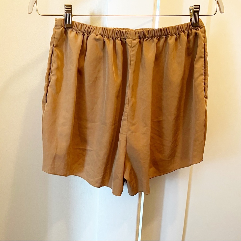 Weekday Nicole Pleat‎ Shorts